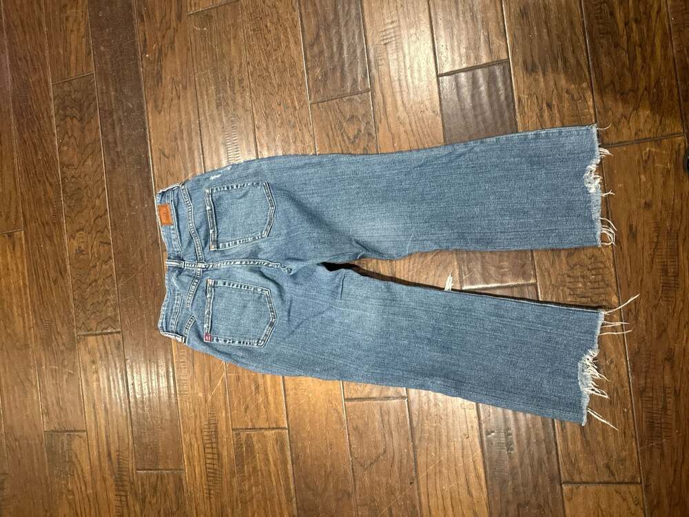 BDG Urban Outfitters Kick Flare High-Rise Cropped Distressed Jeans size 28 - Picture 4 of 5